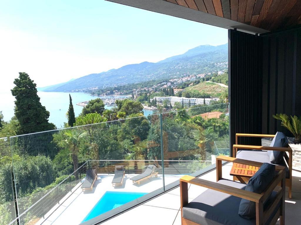 Luxury Twin Apartments Opatija Buitenkant foto