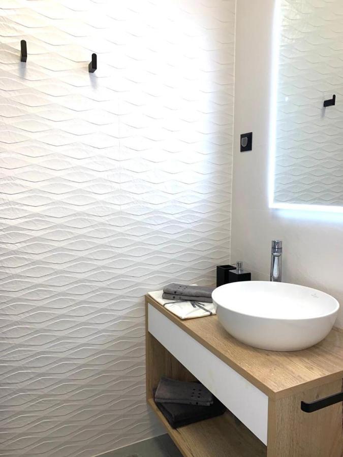 Luxury Twin Apartments Opatija Buitenkant foto